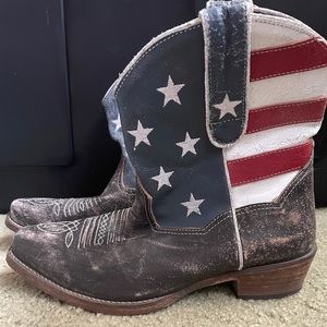 Roper women’s cowboy boots